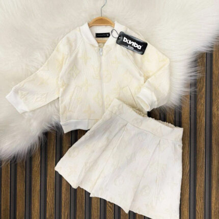 Uzun Kol Ceket Ve Etek Takım