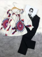 Şıklığın Zarif Dokunuşu: Desenli Bluz &  Pantolon Kombin - Görsel 6