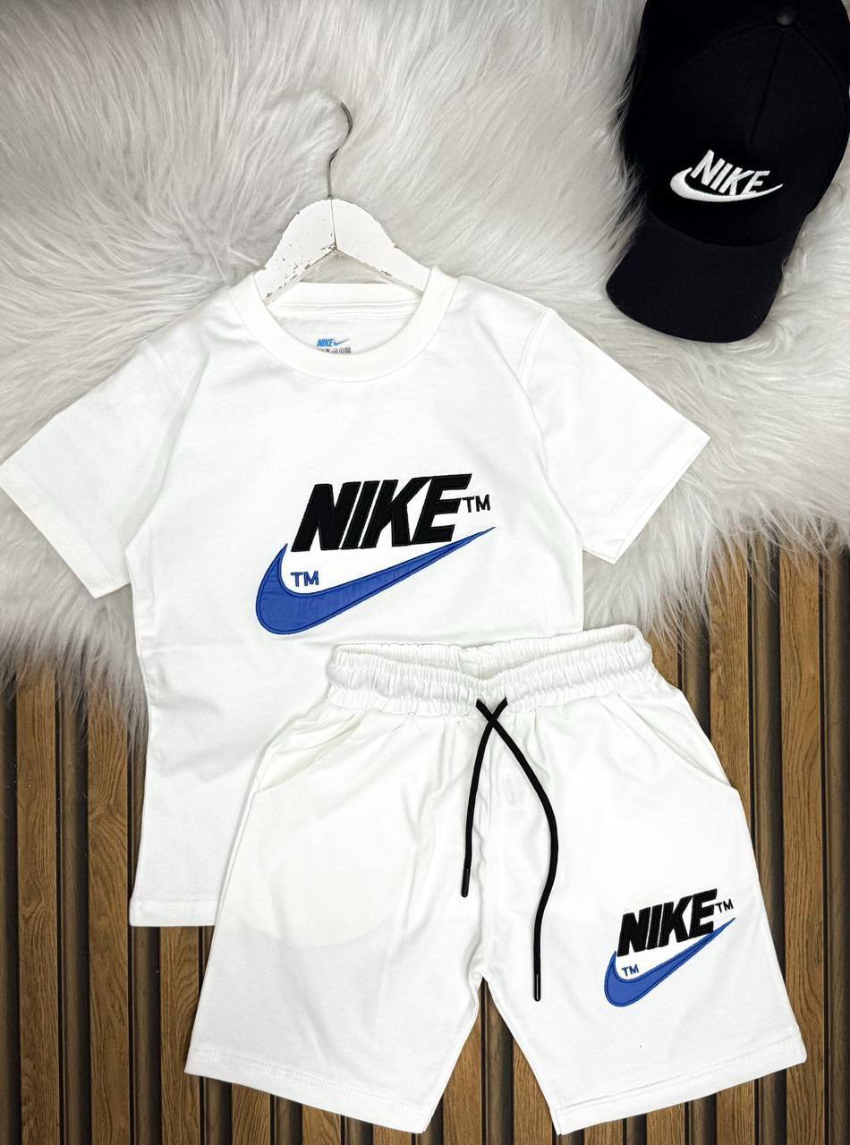 9c5c93f9-4570-4059-97b2-6d12b5297938 Nike Baskılı Süper Üçlü Şapka,Şort,Tişört - Görsel 1