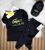 Lacoste Baskılı Yazın Enerjisini Yansıtan Şık ve Rahat Takım! - Görsel 3