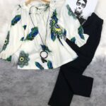 Şıklığın Zarif Dokunuşu: Desenli Bluz &  Pantolon Kombin