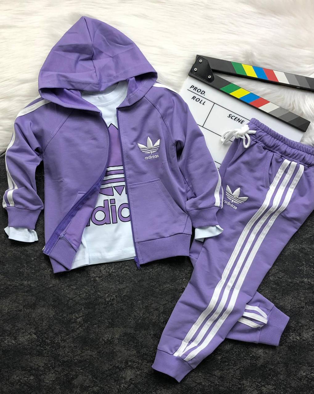 ef53179f-38d6-4a6a-afec-cb0ee55b4e0d Kız Çocuk Adidas Baskılı Kapüşonlu Yazlık Takım – Suprem Kumaş - Görsel 1